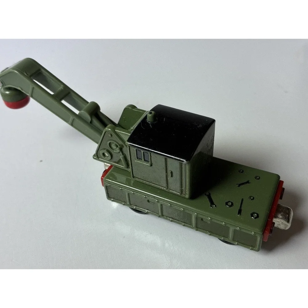 8 Piece Thomas & Friends Take N Play Breakdown Train Car and Others (21K)